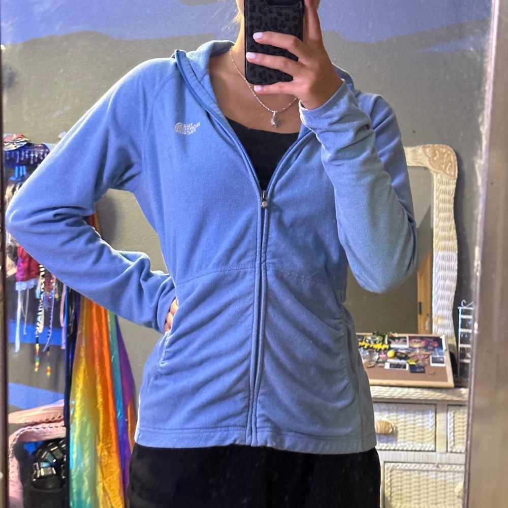 Baby blue women’s north face jacket💙